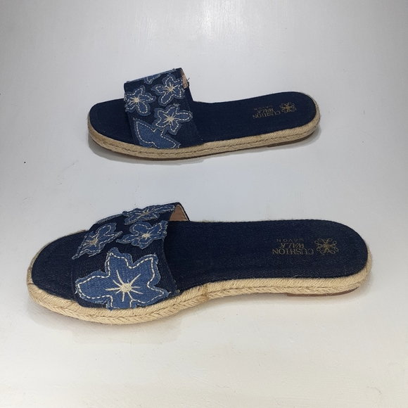 Avon Walk Demin Sandal with Floral Applique Sz8 - Picture 6 of 9